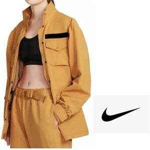 NWT Nike women's performance tech pack jacket tan xs